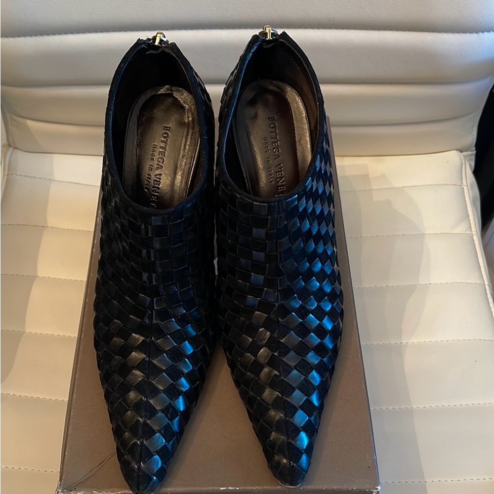 Bottega Veneta leather suede ankle booties